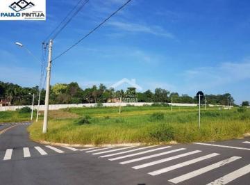 Casa · 433m² · Lote de esquina com 432m² no Condominio Jardim Piemonte em Itaici