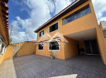 Casa · 183m² · 5 Quartos · 3 Vagas · Casa em Peruíbe