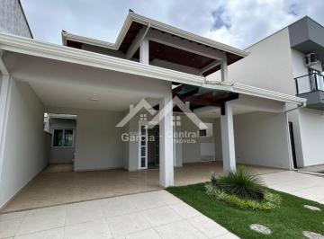 Foto 01 ·
Casa em Peruíbe