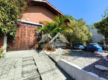 Casa · 356m² · 6 Quartos · 4 Vagas · Casa em Peruíbe