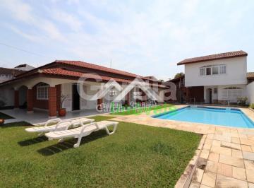 Casa · 210m² · 3 Quartos · 2 Vagas · Casa em Peruíbe
