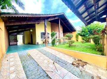 Casa · 197m² · 3 Quartos · 5 Vagas · Casa em Peruíbe