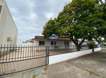 Casa · 82m² · 3 Quartos · 3 Vagas · Casa 3 dormitórios no centro em Torres/RS