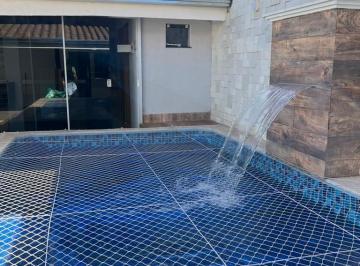 Piscina · Casa alto padrão Parque Primavera Casa de Rua com 3 Quarto(s) por R$ 540.000 no setor Parque Primave