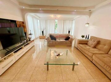 Casa · 201m² · 3 Quartos · 4 Vagas · Sobrado no Jardim França