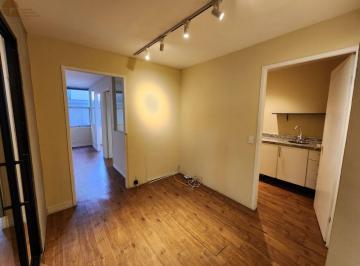 Comercial · 65m² · Sala comercial disponível para locação em excelente localização!