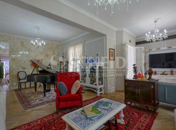 Casa · 292m² · 5 Quartos · 2 Vagas · Sobrado mobiliado com 5 quartos sendo duas suítes no Alto da Boa Vista.