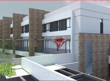 ba623677cc839c21a0e5bde484bea36220ab6a06 · Casa no Casas da Fazenda