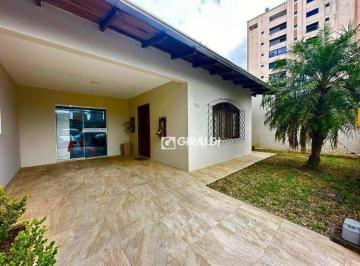 3325a117bc78eba8ed91a37af874bb1608dd158c · Casa com 2 suítes e 1 dormitório à venda, 147 m² por R$ 1.800.000 - Centro - Itajaí/SC