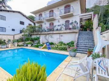 ee3777472c9a49c1f8281b07e93aa560cef197dc · Casa com 3 dormitórios à venda, 146 m² por R$ 850.000,00 - Vale do Paraíso - Teresópolis/RJ