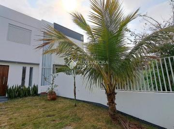 647663_iVhCy1iQOWA_647663672a85839e3b4.jpg · Casa a venda com 3 dormitórios a 300 metros do mar no Campeche.