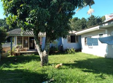 647609_i138hXs6oG18115l_647609672a6ab3bcc58.jpg · Terreno de 450m² com 3 casas prontas para morar ou investir, localizado no bairro Campeche.