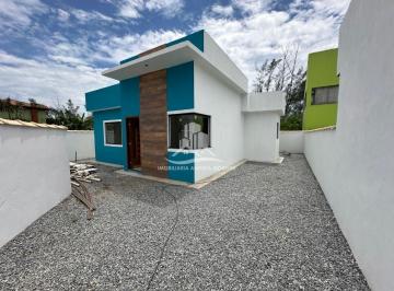 Casa · 3 Quartos · 2 Vagas · Casa à Venda em Condomínio Lado Praia em Tamoios