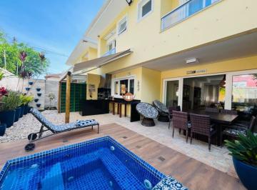 Imagem do Imóvel · Casa em condomínio na praia de Juquehy, bem próximo da praia.
