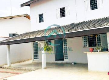 Casa · 187m² · 3 Quartos · 3 Vagas · CASA COM 3 DORMITÓRIOS SENDO 1 SUÍTE E COM 3 VAGAS NA GARAGEM LOCALIZADA EM TREMEMBE