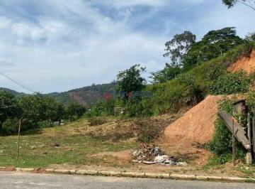 Terreno · 275m² · BELO LOTE A VENDA NO VALE VERDE EM TIMÓTEO!