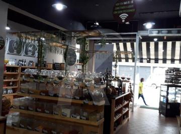 Comercial · 300m² · 1 Vaga · Loja comercial em Santana 03 salas, 03 banheiros, 01 vaga, 120 m²