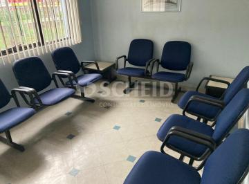 Casa · 230m² · 4 Quartos · 2 Vagas · Sobrado Comercial, Alto da Boa Vista, com 230m² de área útil, 4 salas, 4 banheiros, 2 vagas,.
