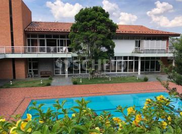 Casa · 1550m² · 6 Quartos · 16 Vagas · Casa com 6 quartos à venda no Morumbi!
