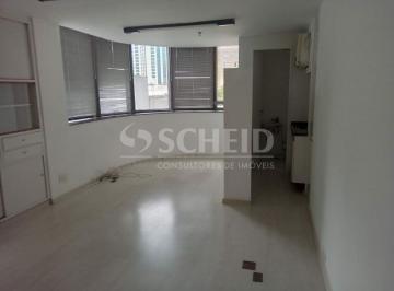 Comercial · 42m² · 1 Vaga · Conjunto Comercial com 42m2 em excelente localização em Moema