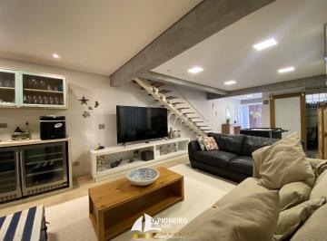 Casa · 170m² · 3 Quartos · 2 Vagas · Casa a venda em condomínio próximo a praia em Juquehy! Confira!