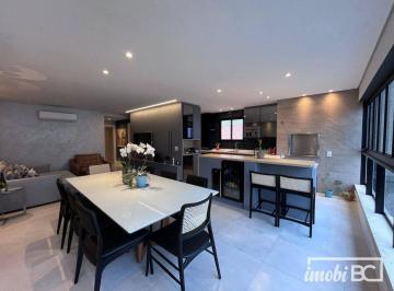 Living integrado · Apartamento com 3 dormitórios à venda, 130 m² por R$ 3.100.000,00 - Centro - Balneário Camboriú/SC