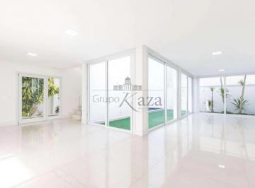 Casa · 365m² · 4 Quartos · 6 Vagas · Casa em condomínio - Alto da Boa Vista - 4 Suítes - 365m².