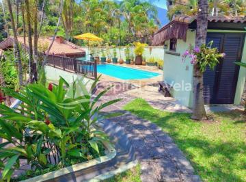 Casa · 500m² · 7 Quartos · 8 Vagas · PROPRIEDADE A VENDA, COM CASA PRINCIPAL, ESCRITÓRIO E 3- CHALÉS