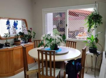 468275_izM62970ds857065b_46827565317dd6c4c2b.jpg · Casa Sobrado com 3 dormitórios, sendo 1 suíte, cozinha planejada, sala de estar e jantar, pátio, chu
