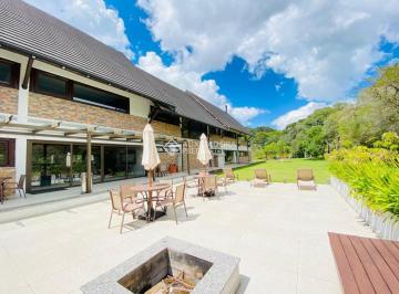 283668bd-747a-4cb1-8c23-ff8c5d3f384b · O RESIDENCIAL PINHEIRO GROSSO, ABRAÇADO PELA NATUREZA!
