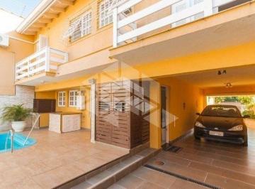 652034_ir1BQGsN_652034672a9c66529d7.jpg · Casa de 4 quartos sendo 3 suítes no bairro Ipanema.