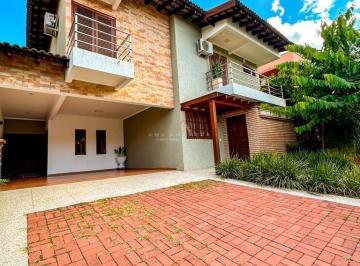 0cty8ai2nwyzowuzndjlzmy1_md · Casa à venda no condomínio Recanto Real, com 350m² e 03 suítes