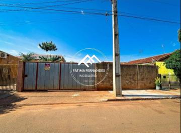 Foto 01 · Terreno à venda no Centro de Sertanópolis-PR.