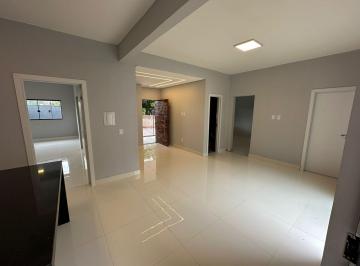 Casa , Brasília · Casa de 3 quartos na arniqueira