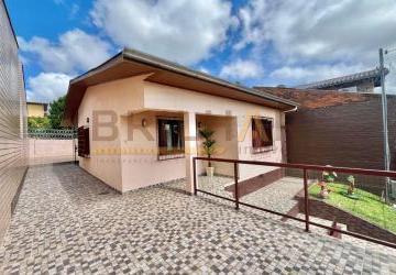 91c851a3dfaa40da097b15a1e5507165a06dc4e8.jpg · Casa 3 dormitórios comprar bairro Sagrada Familia