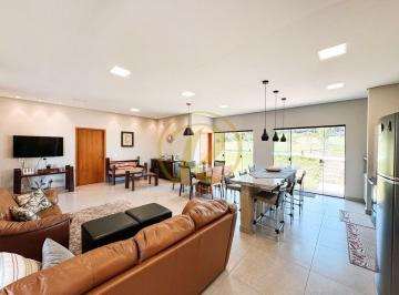 Casa · 250m² · 4 Quartos · 4 Vagas · Condomínio, Esperança - Londrina