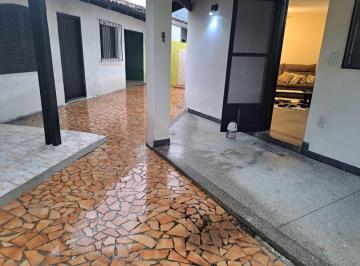 Casa de 5 quartos, Caraguatatuba · Casa à venda e temporada no bairro do Indaiá excelente oportunidade.