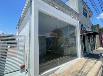 Comercial · 21m² · Terreno com loja para venda em um excelente ponto comercial.