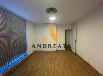 Comercial · 32m² · 1 Vaga · Venda e Aluguel de Sala Comercial, 32 m², por aluguel de R$ 1.5 mil e venda de R$ 170 mil, no condom
