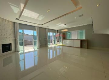 Casa · 245m² · 3 Quartos · 3 Vagas · SOBRADO DE ALTO PADRÃO NO TREMEMBÉ.