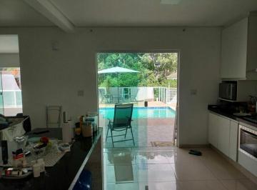 Casa · 300m² · 3 Quartos · 5 Vagas · Casa Térrea de 300m² com Piscina no coracao do Parque dos Príncipes. FL15