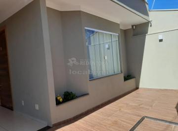 Casa · 400m² · 3 Quartos · 2 Vagas · Regissol I - Casa com 03 dormitórios sendo 01 tipo apartamento