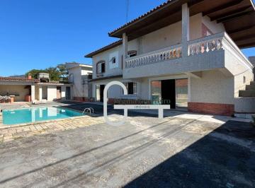 4164b67203d868d1ea6515ebfe2cbdf5d2a9ce1b · Casa com 5 dormitórios à venda, 420 m² por R$ 1.200.000,00 - Centro - Peruíbe/SP