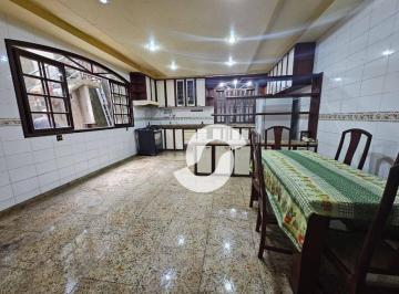 4e208a98953ac0ae4ebcbd8769e45ace80113a28 · Casa com 4 dormitórios à venda, 413 m² por R$ 650.000,00 - São Lourenço - Niterói/RJ