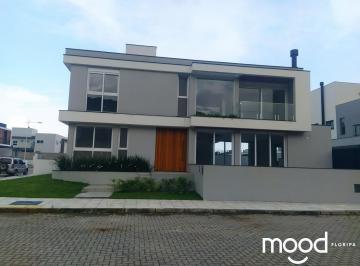 0 · Casa com 3 Suítes vista pra Montanha