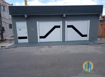 Casa · 170m² · 2 Quartos · 2 Vagas · Casa Padrão é Venda !!