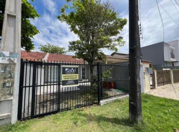 Foto 01 · Geminado para temporada em São Francisco do Sul-SC, bairro Itaguaçu: 2 quartos, 1 suíte, 2 salas, 2 