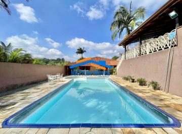 Casa · 321m² · 3 Quartos · 8 Vagas · Casa Térrea com 3 suítes e piscina, Cond Chácara dos Lagos - Granja Viana.