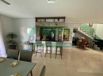 Casa · 300m² · 4 Quartos · 5 Vagas · Casa em Condomínio / Residencial / Ponta Negra