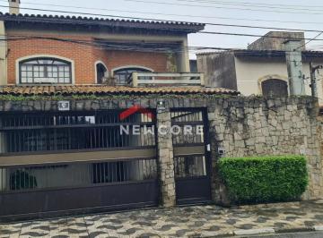 Casa · 320m² · 3 Quartos · 4 Vagas · Sobrado em  Avenida Ângelo Bianconi - Jardim Realce - Suzano/SP
